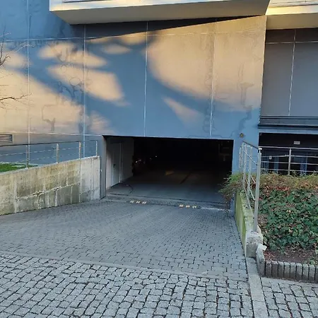 Opera Kolobrzeska 6 Super Vip Parking Olsztyn (Warmian-Masurian)