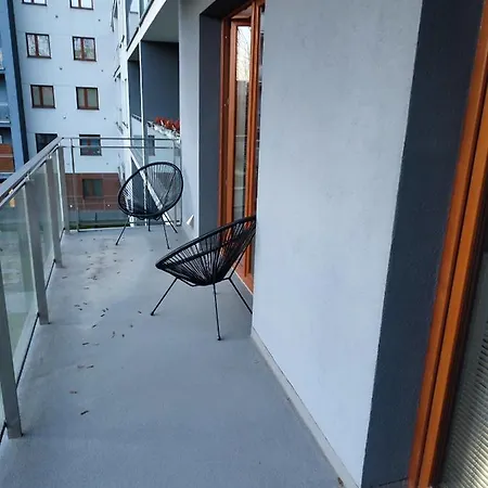 Opera Kolobrzeska 6 Super Vip Parking Apartment *